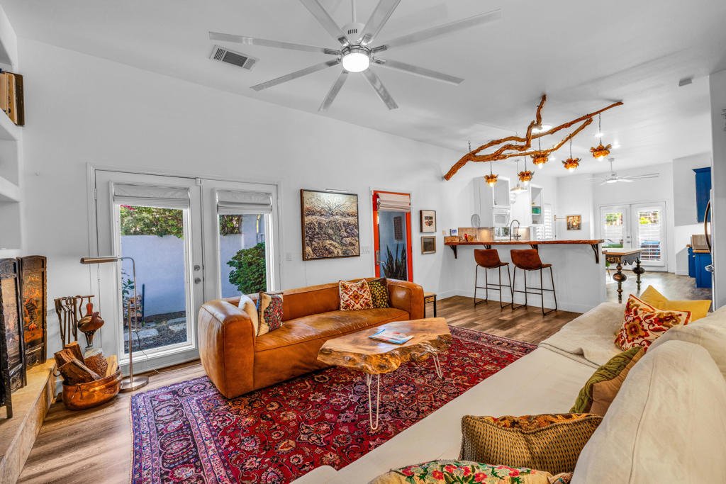 53980 Avenida Mendoza