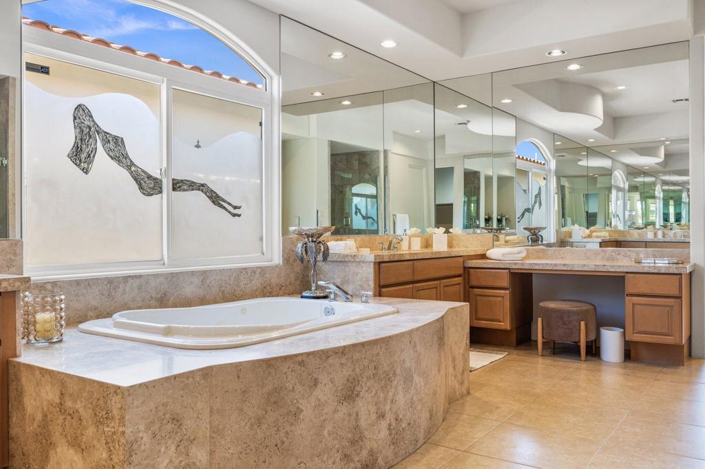 48474 Vista Palomino