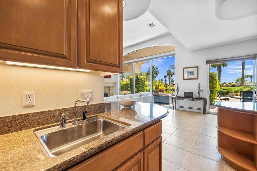 48474 Vista Palomino