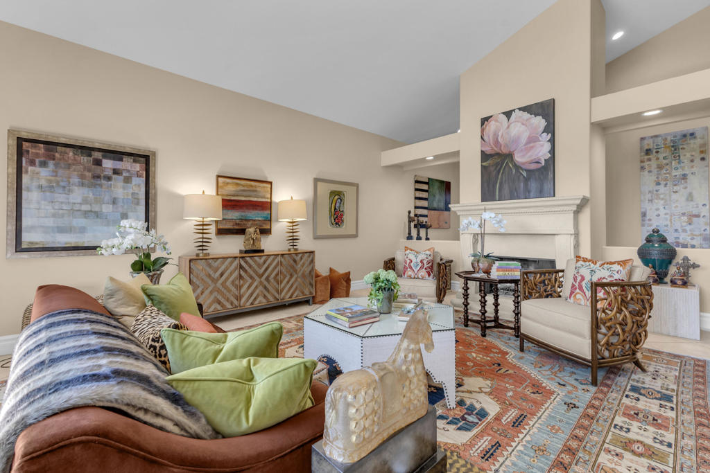 207 Bouquet Canyon Drive