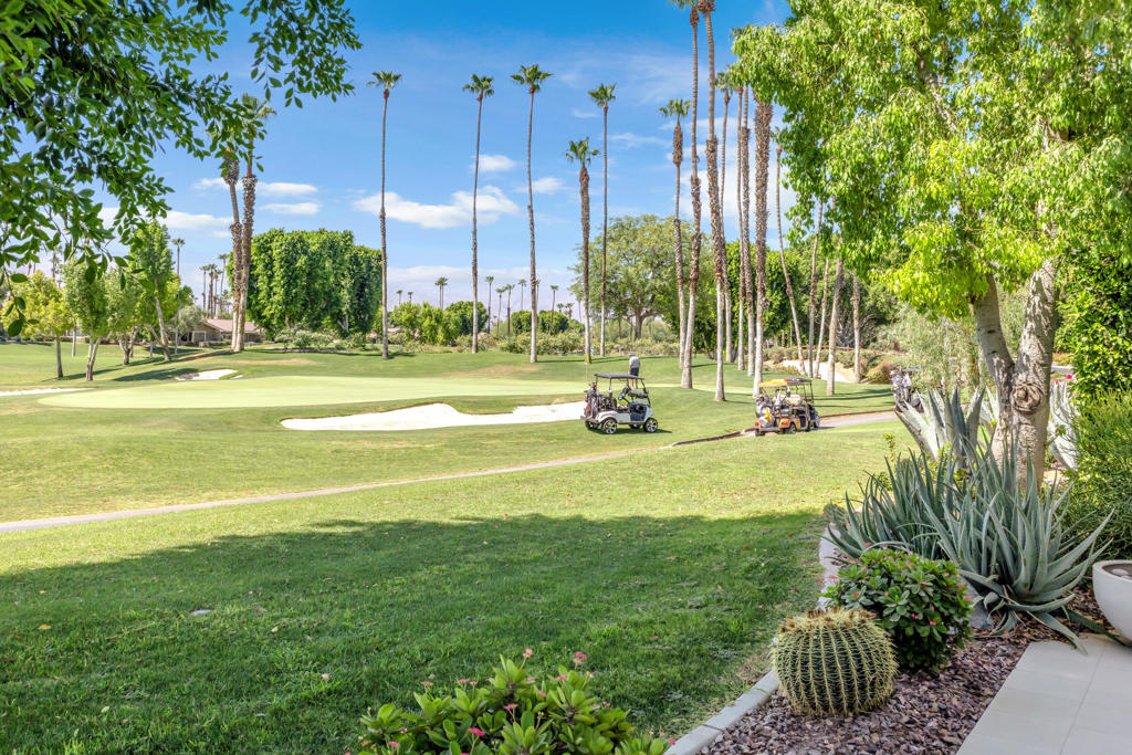 207 Bouquet Canyon Drive