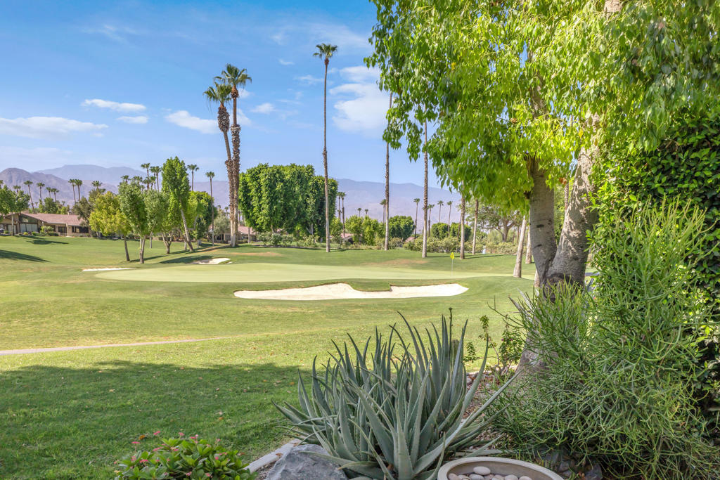 207 Bouquet Canyon Drive