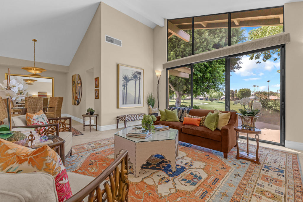 207 Bouquet Canyon Drive