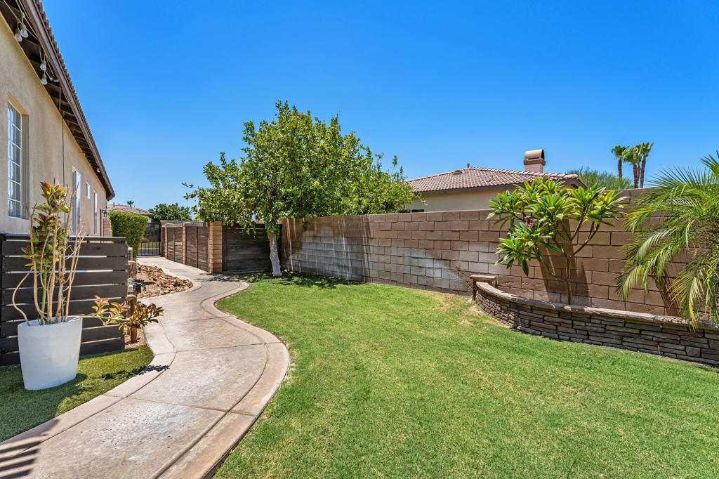 79754 Viento Drive