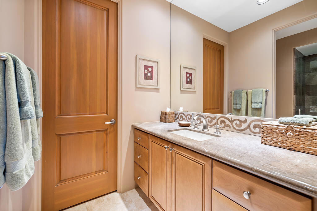 45699 W Via Villaggio