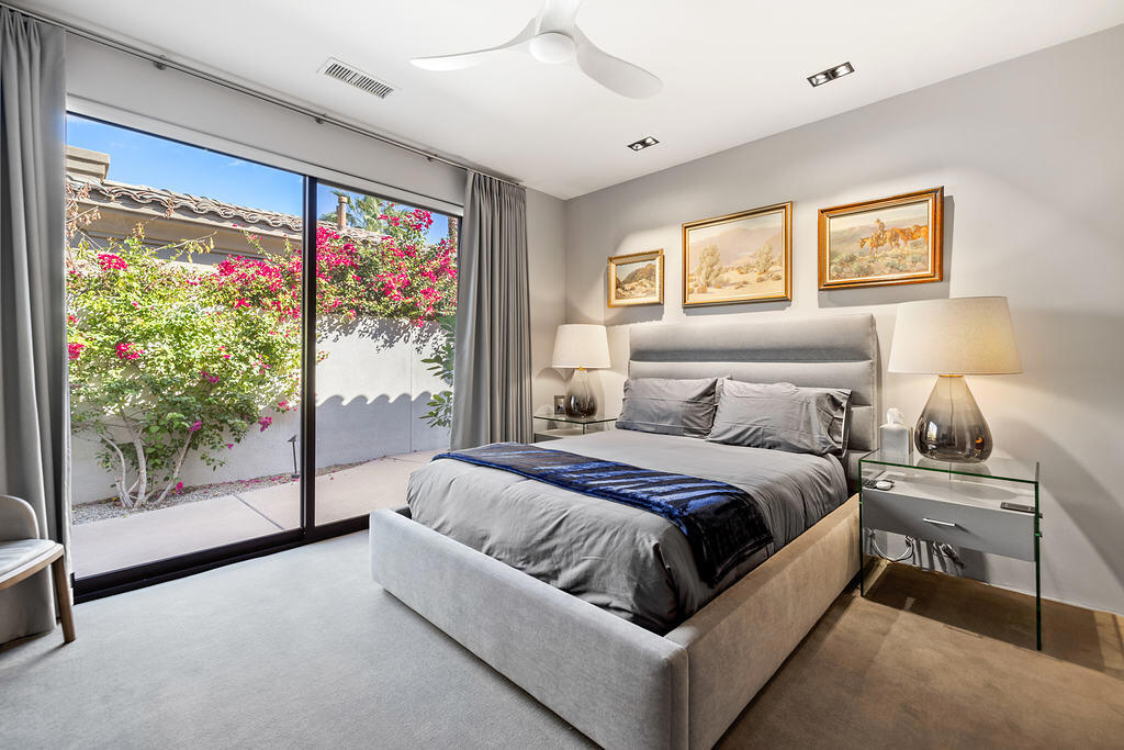 45699 W Via Villaggio