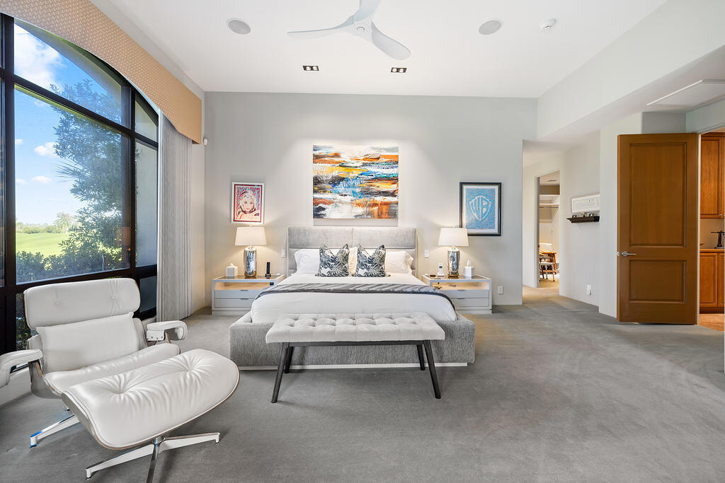 45699 W Via Villaggio