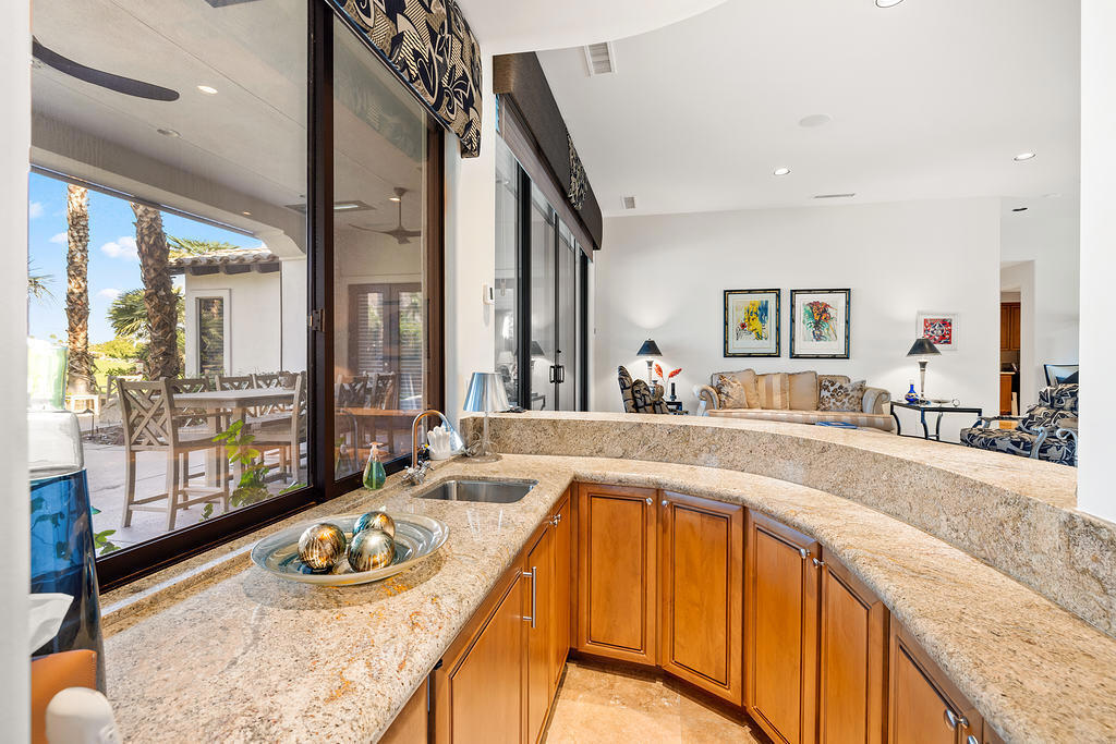 45699 W Via Villaggio