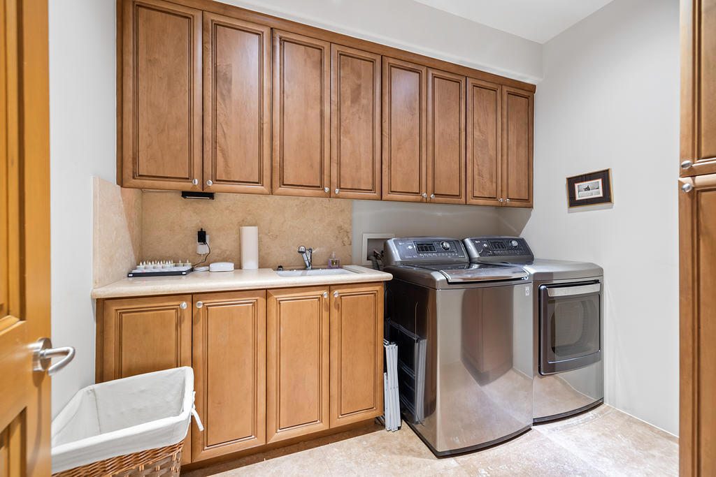 45699 W Via Villaggio