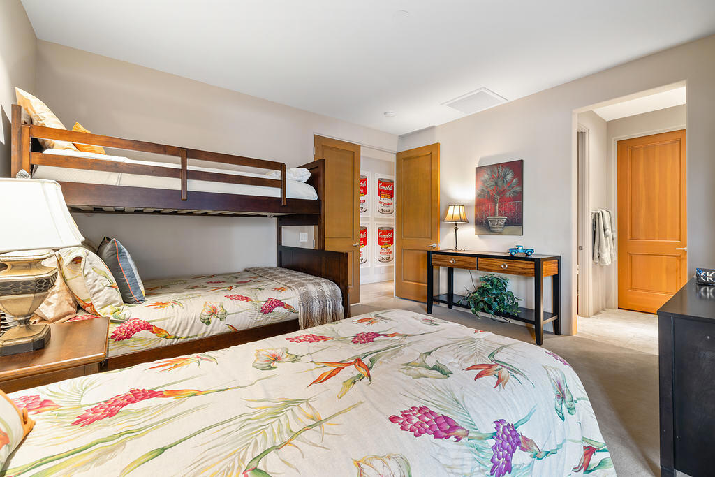 45699 W Via Villaggio