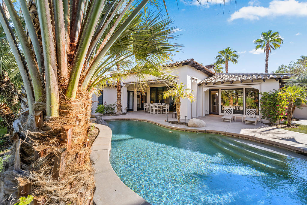 45699 W Via Villaggio