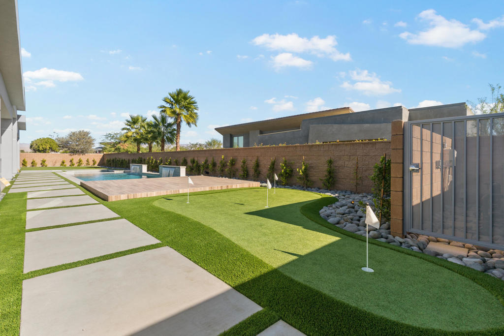 1 Siena Vista Court