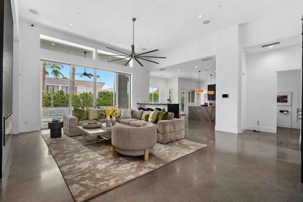 1 Siena Vista Court