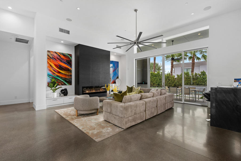 1 Siena Vista Court