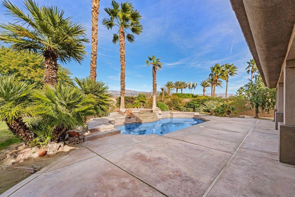 109 Clearwater Way