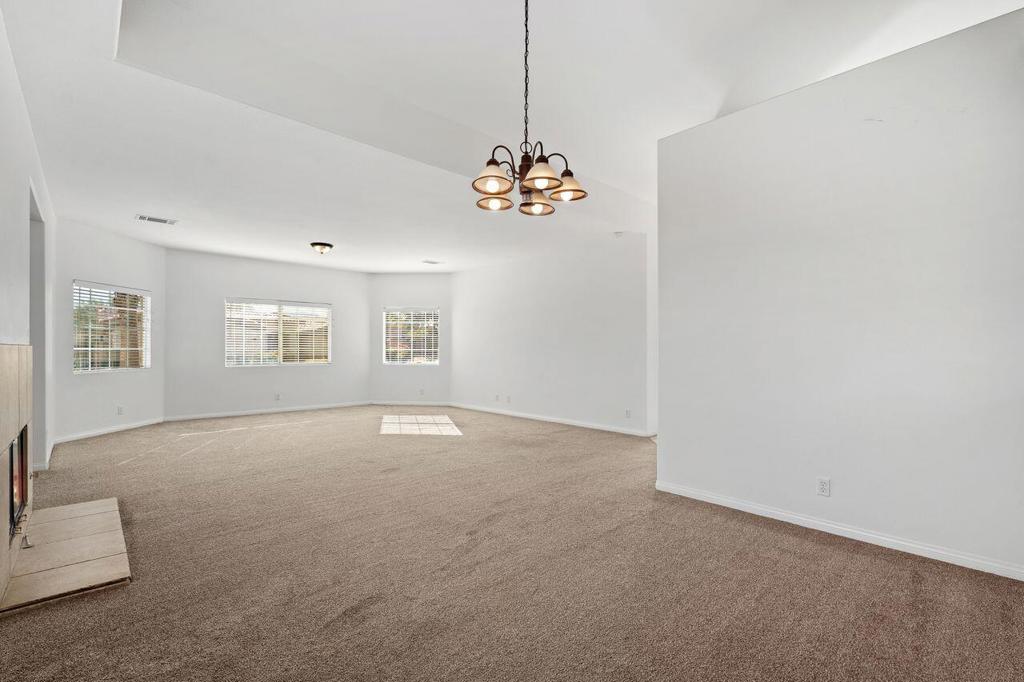 109 Clearwater Way