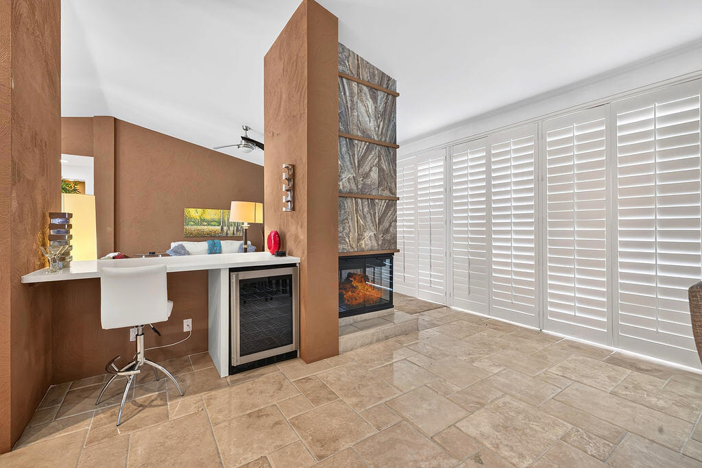 137 Courtside Drive