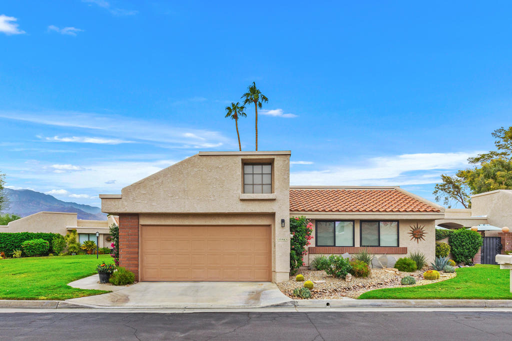 35983 E Paseo Circulo E