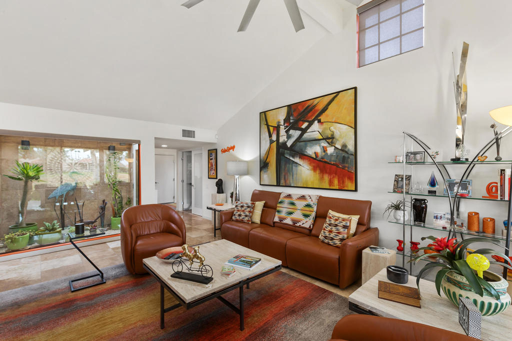 35983 E Paseo Circulo E