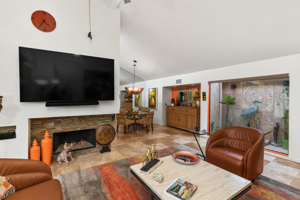 35983 E Paseo Circulo E