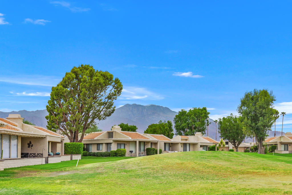 35983 E Paseo Circulo E
