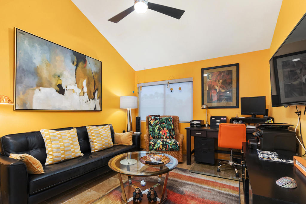 35983 E Paseo Circulo E