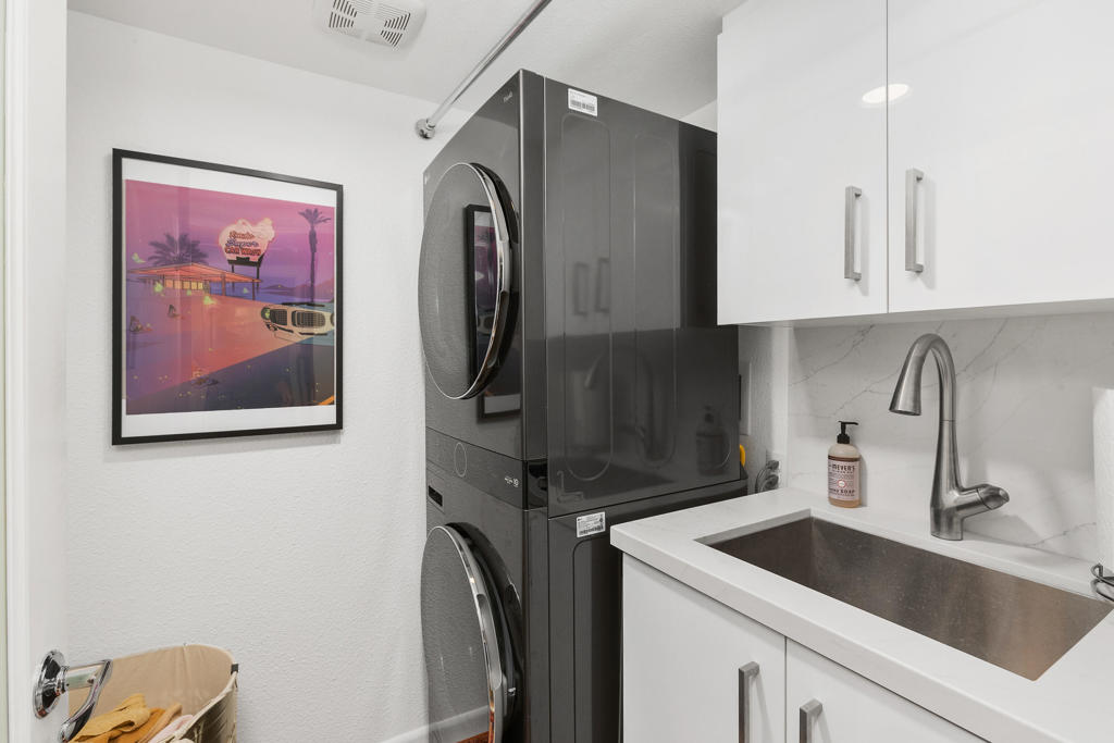 35983 E Paseo Circulo E