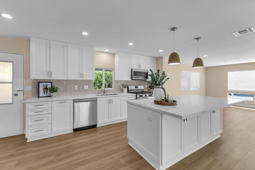 39163 Warm Springs Drive