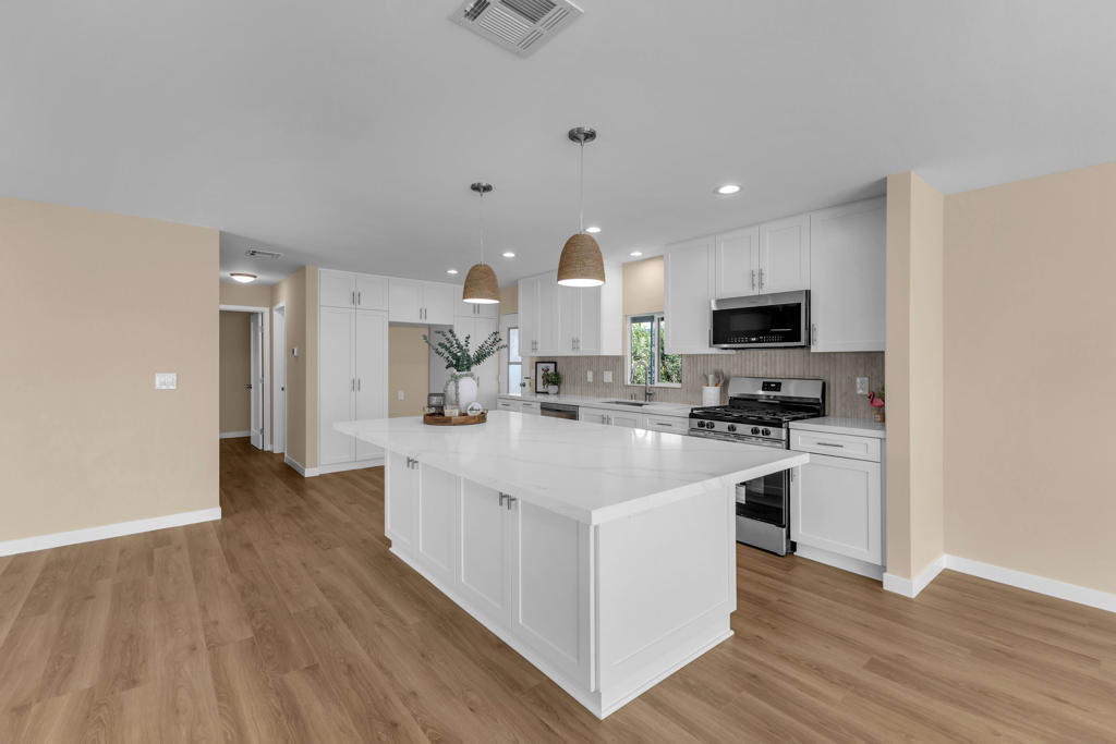 39163 Warm Springs Drive