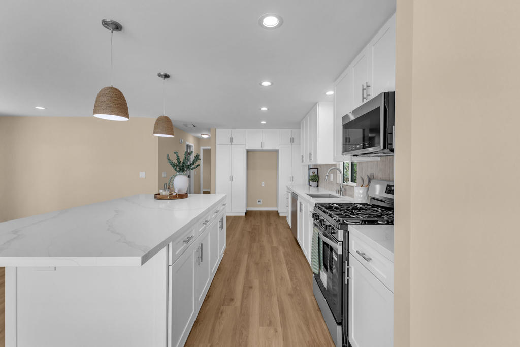 39163 Warm Springs Drive