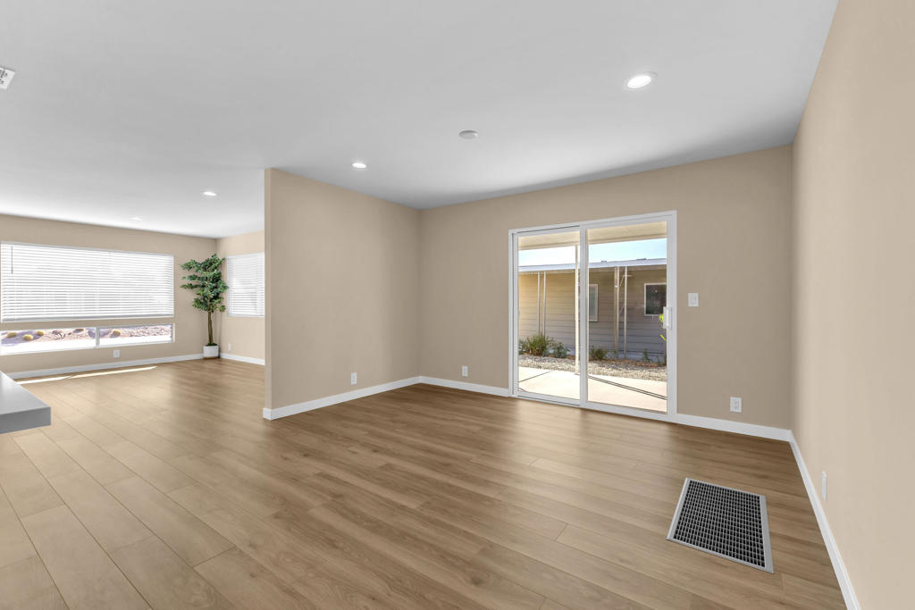 39163 Warm Springs Drive