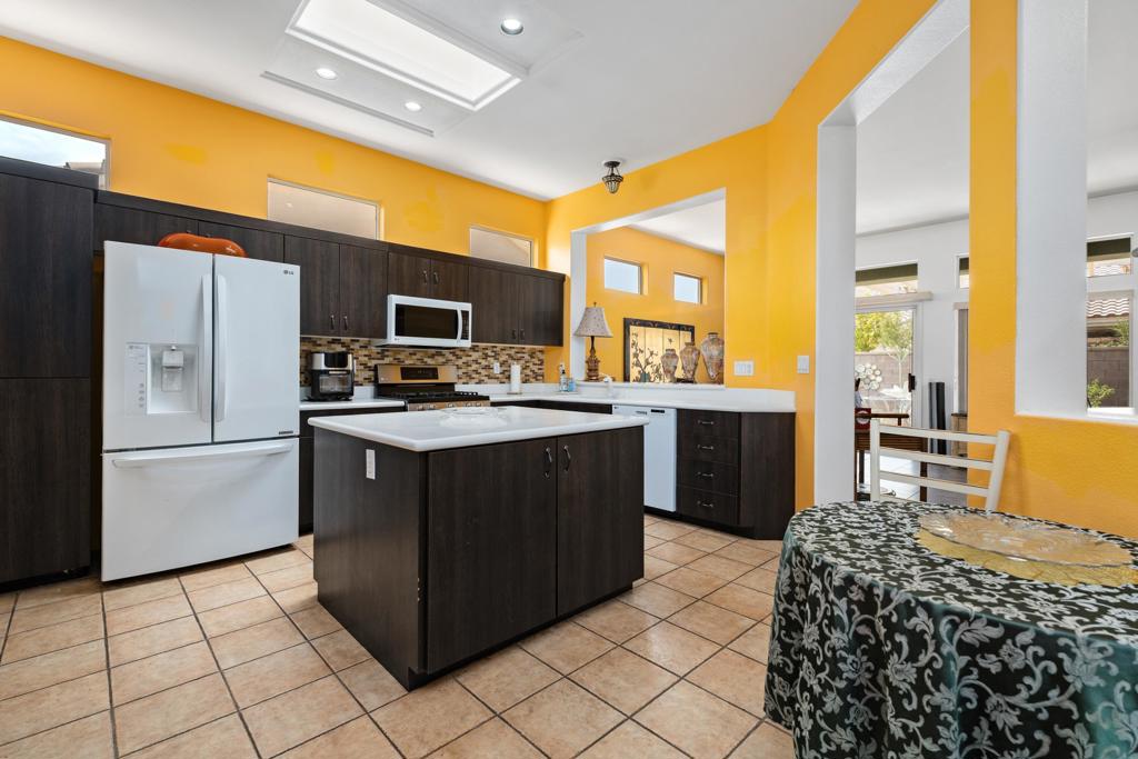 38563 Bent Palm Drive