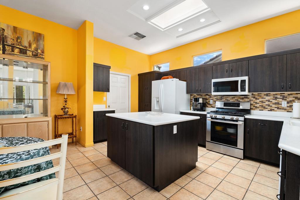 38563 Bent Palm Drive