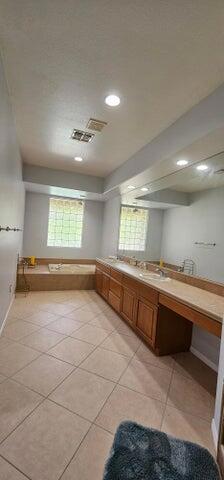 40560 Palm Court