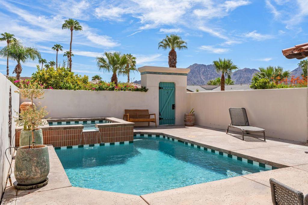 51299 Avenida Diaz