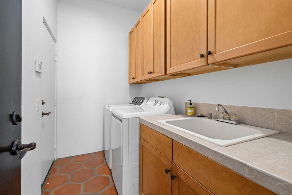 51299 Avenida Diaz