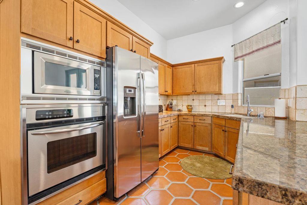 51299 Avenida Diaz