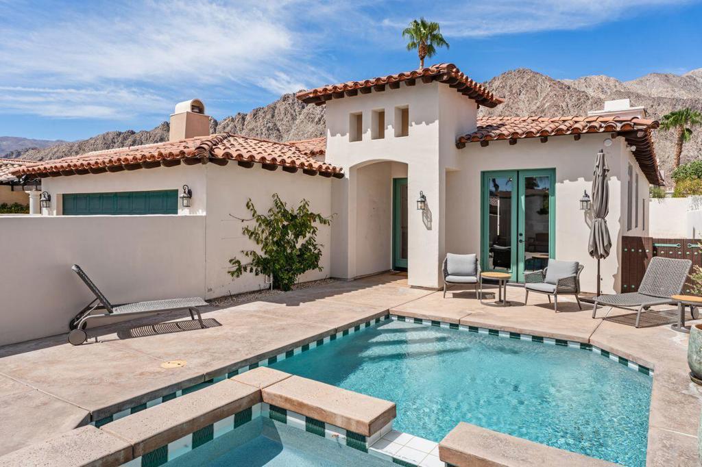 51299 Avenida Diaz