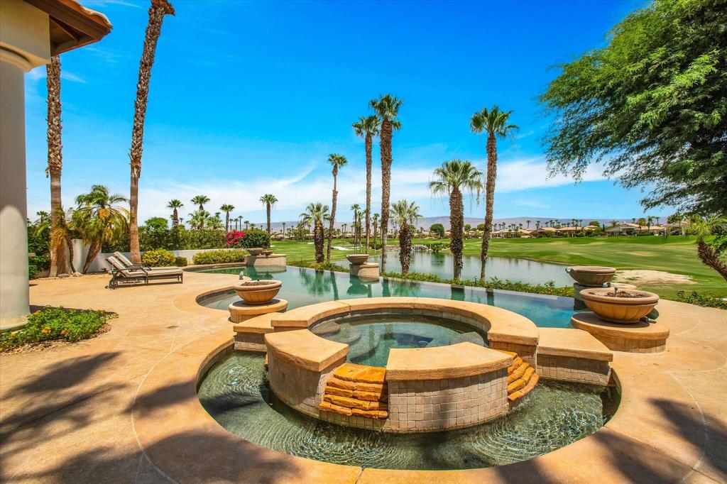 49110 Rancho Pointe