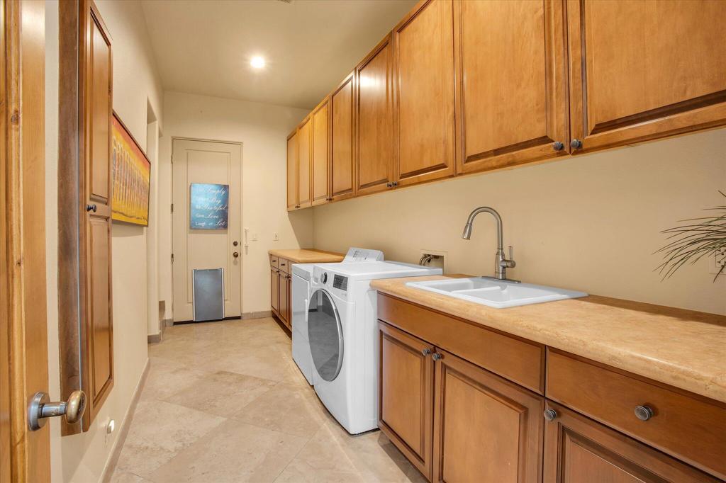 49110 Rancho Pointe