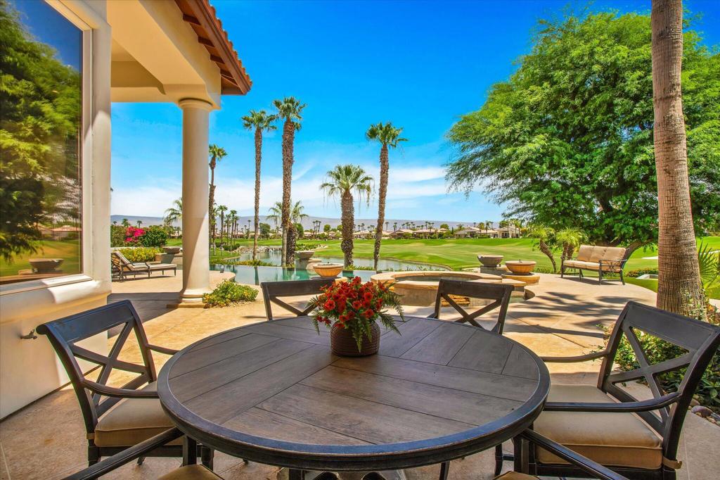 49110 Rancho Pointe