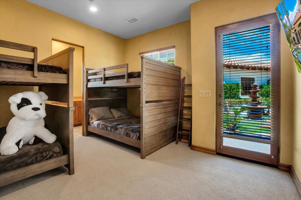 49110 Rancho Pointe