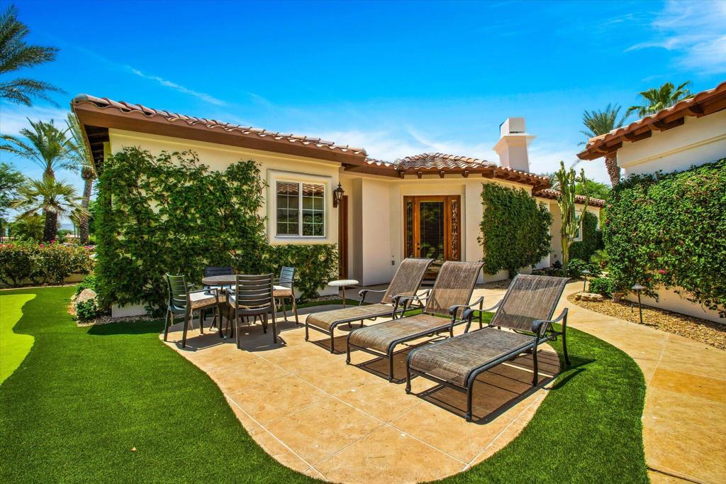 49110 Rancho Pointe