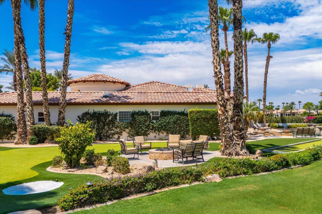 49110 Rancho Pointe