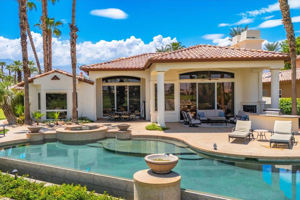 49110 Rancho Pointe