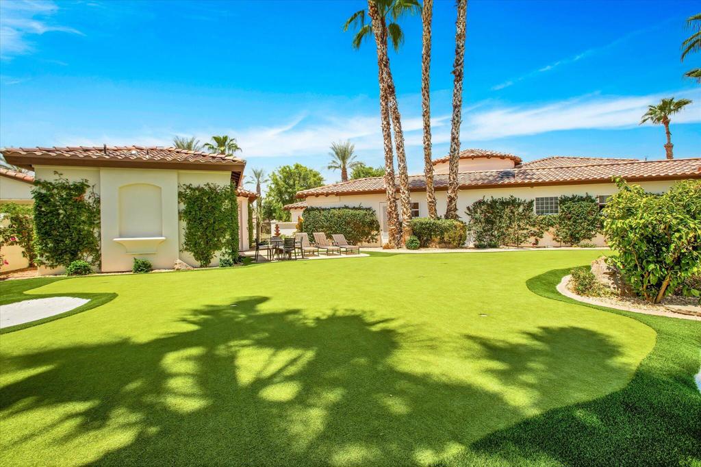 49110 Rancho Pointe