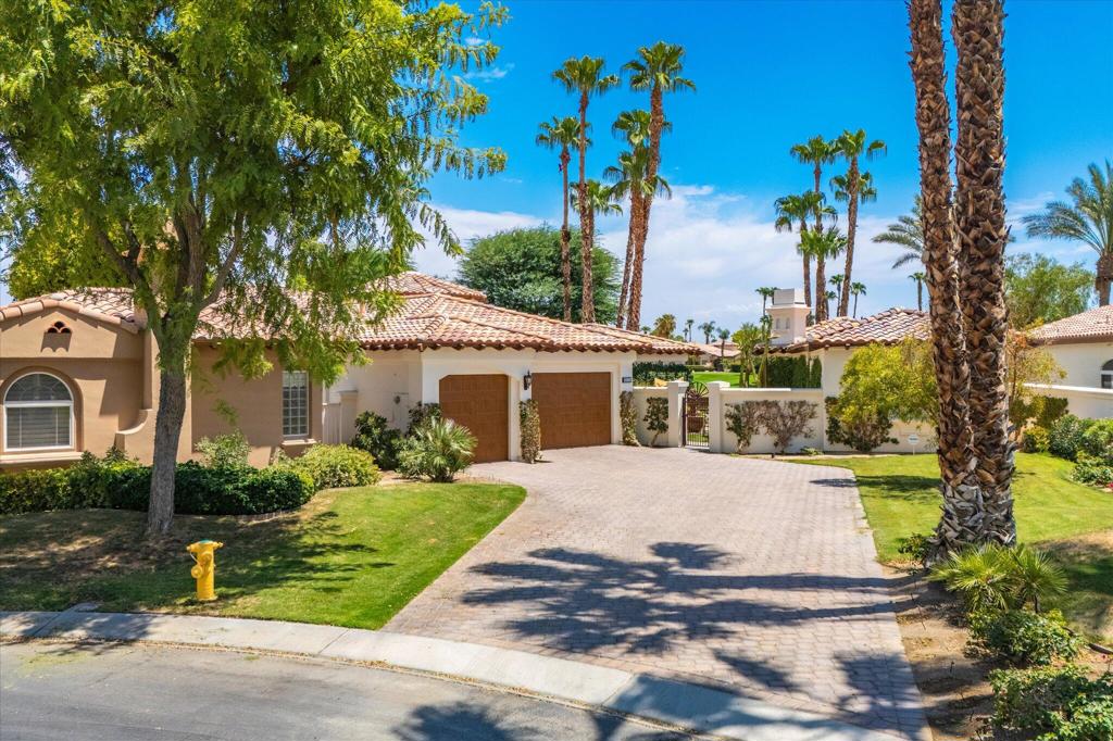 49110 Rancho Pointe