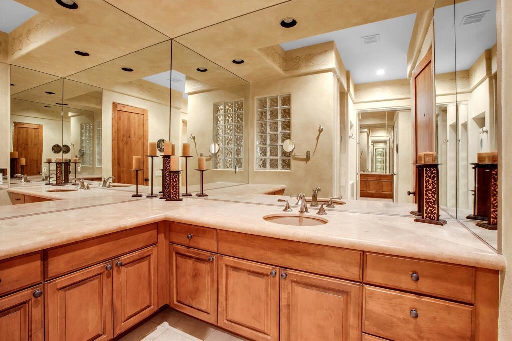49110 Rancho Pointe