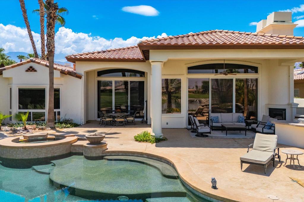 49110 Rancho Pointe