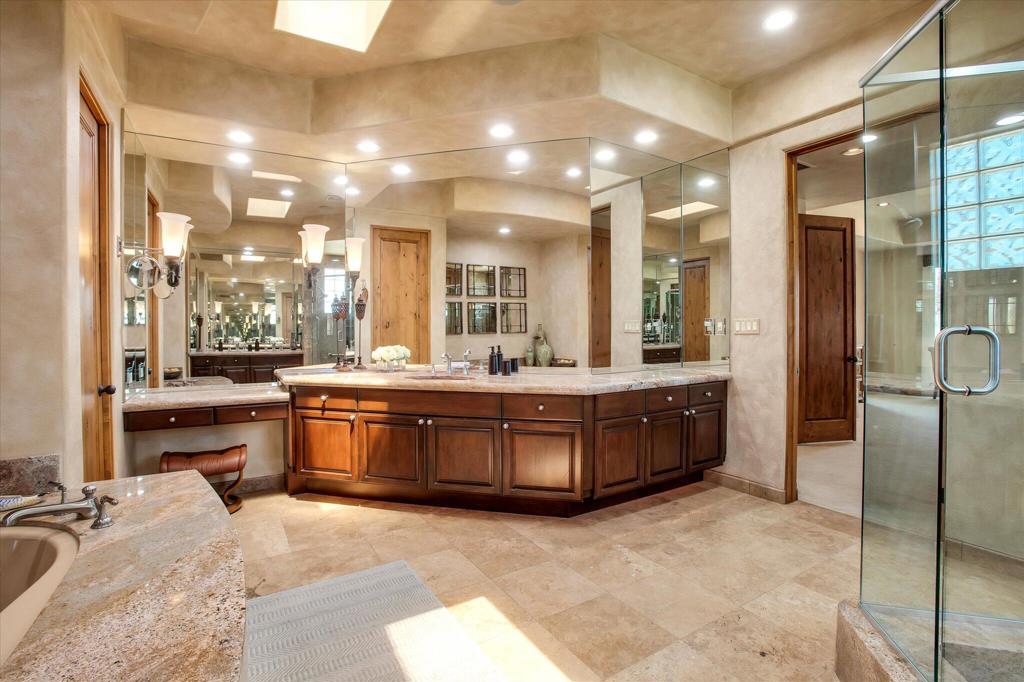49110 Rancho Pointe